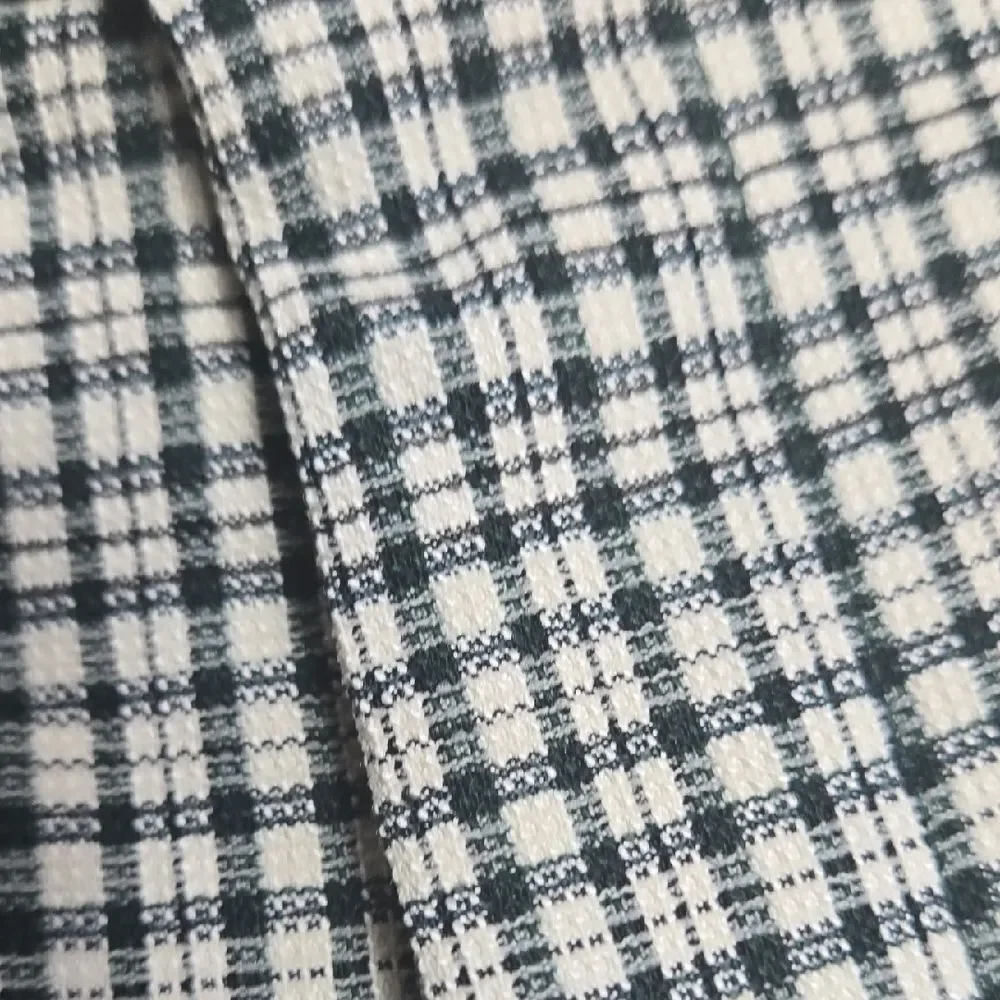 Zara Dark Green and Cream Checkered/Plaid Cropped Pants - Picture 7 of 15